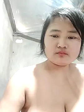 Webcam Model (BigBoobs186)  is live.Free join now!