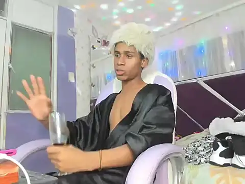 Santy_bigcock_01 – webcam model profile photo