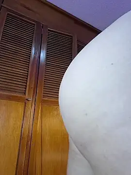 AmaiaSalvatore webcam