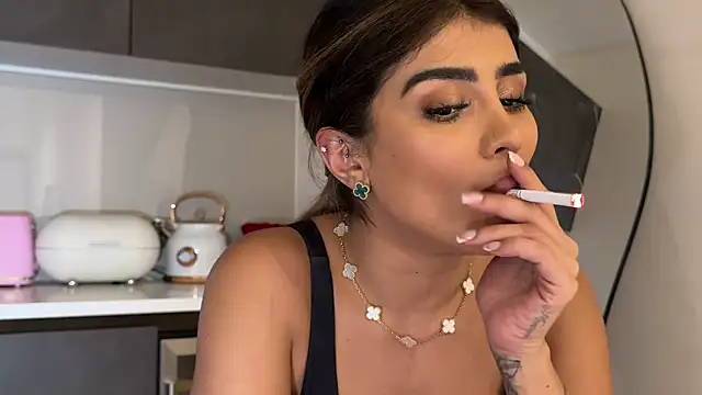 ArabicBarbie's live cam