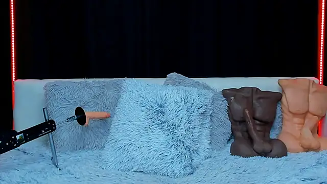 BlondeRiderxxx webcam