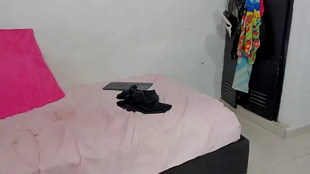 kitty_pervertedx webcam