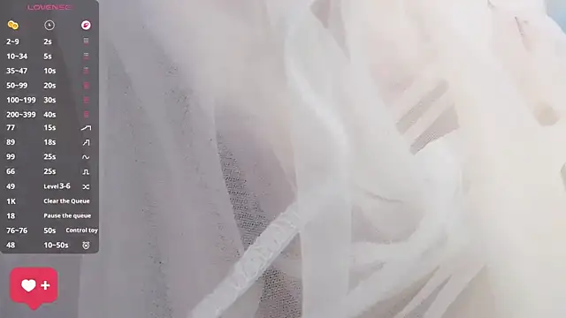 美女peachy_kiss在线直播