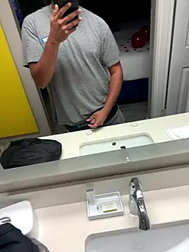 hunglatino239 webcam