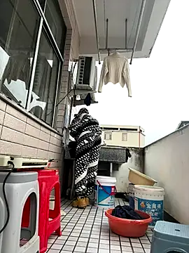 美女daaqnn在线直播