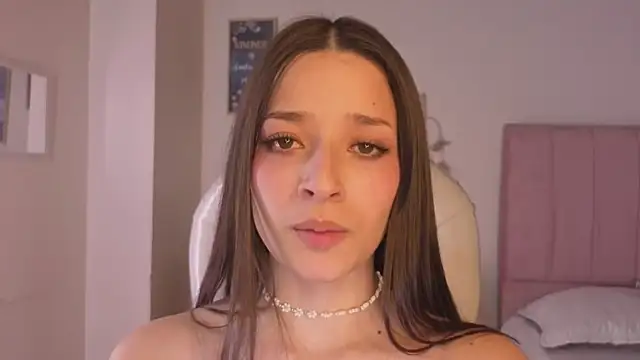 Amaia_Daniells webcam