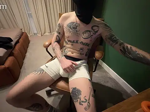 whiteb69 (M young) - dick out for a while