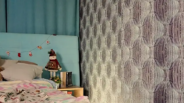 Aurora_Bennet webcam