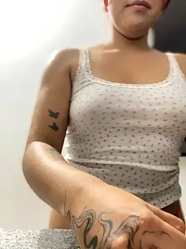 Zarahs_Blare1 webcam