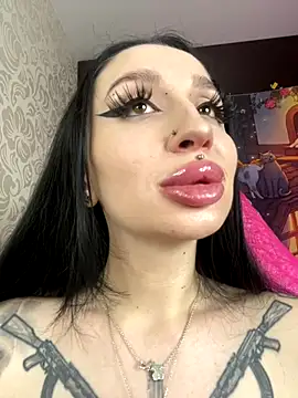 Webcam Model (Molly__Moon)  is live.Free join now!