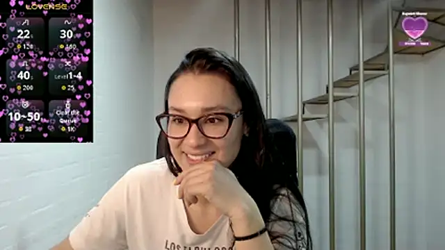 Jessie_Desire webcam