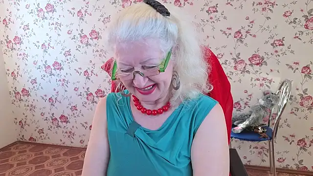 Maya_Mayflower webcam