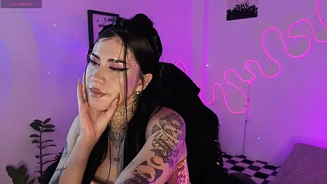 AnfisaLetyagho webcam