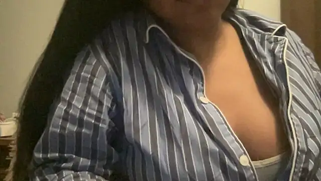 mommyconfident - MommyConfident's free webcam - UK Sex Cams