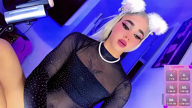 Thalia_girl21 Live Webcam on Stripchat