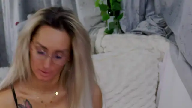 IsabelleEthan webcam