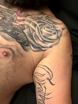 BeardedDaddy_live webcam