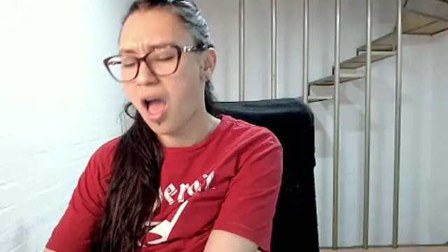 Jessie_Desire webcam