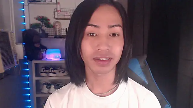 Miracle_TheBrat webcam