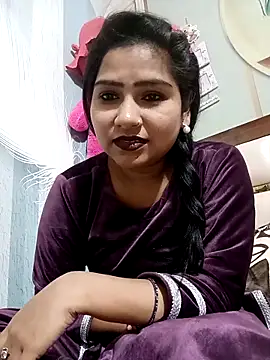 Webcam Model (urvashi01224)  is live.Free join now!