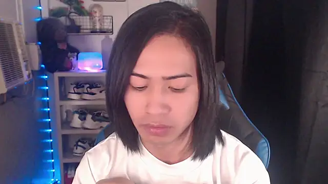 Miracle_TheBrat webcam