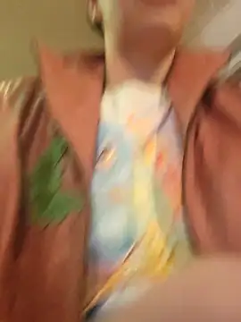 Darling_Sunstorm webcam