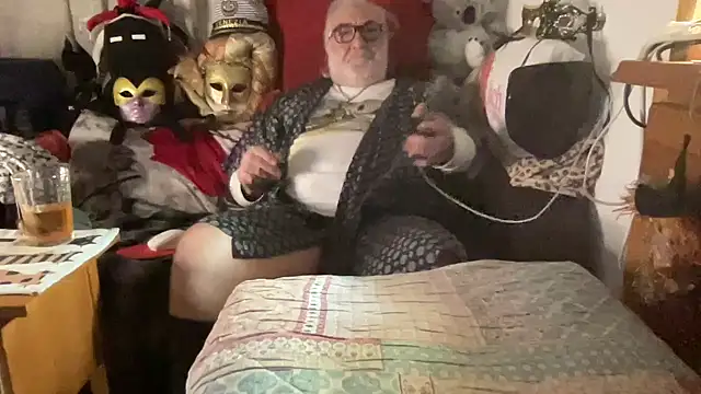 EroticVenetian webcam