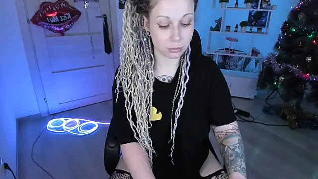 HoneySallyMoore webcam