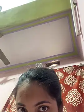 Sandhya_77 webcam