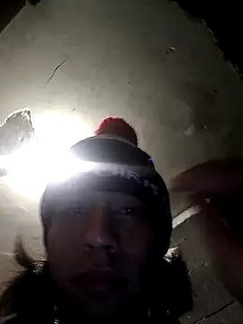 alexalejandro13 - AlexAlejandro13's free webcam