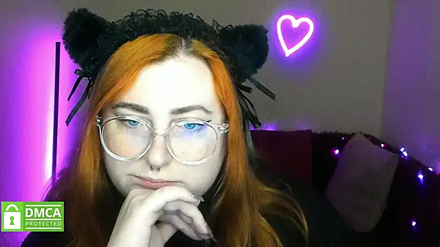 Alicia_love00 webcam