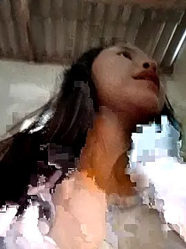 Webcam Model (Pretty-haert)  is live.Free join now!