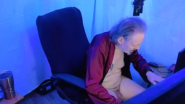 richy__rich_ (M grandpa) - to get $ to pay my Internet