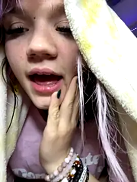 Cutiepiespanks webcam