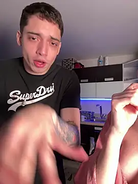 kevin_hotgirls webcam