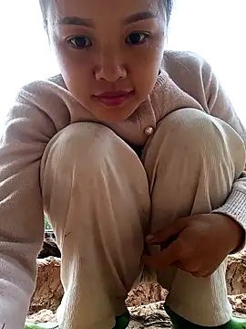 Webcam Model (Pretty-haert)  is live.Free join now!