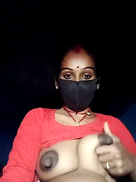 Webcam Model (Nandani-758) is live