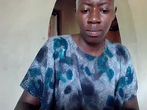 SquirtQueen16 webcam