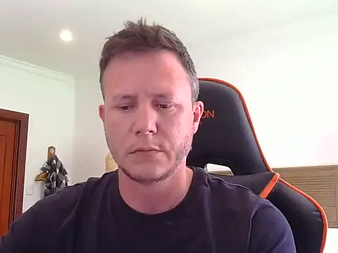 TroyDieselXXX webcam