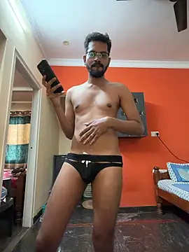 Stoner-boii-Cloudy-arhan webcam