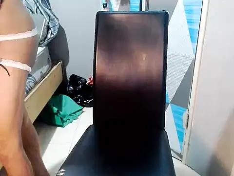 Savannah_Cock webcam