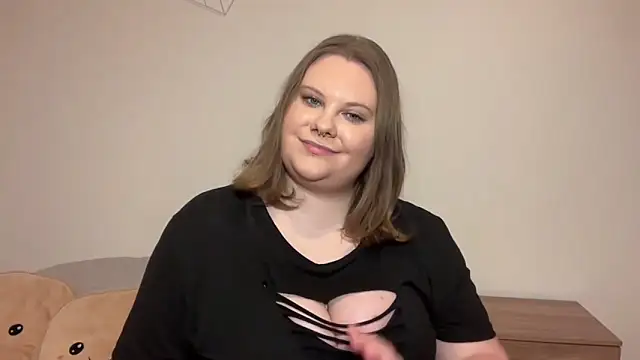 BriannaFlirty webcam