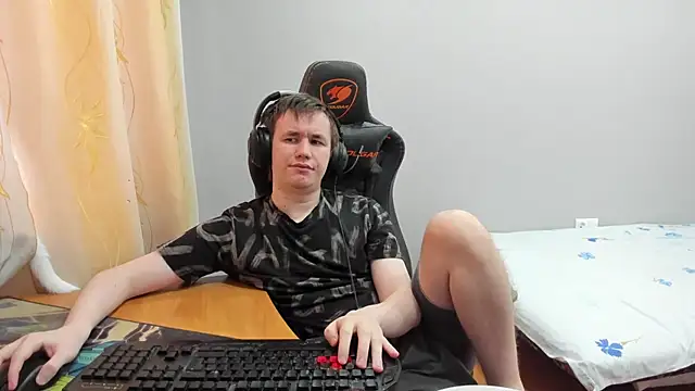 iliaskrislove webcam