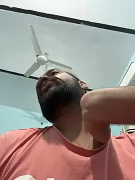 Arsh_Loves_Luv webcam