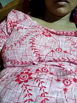 desiXcouple97 webcam