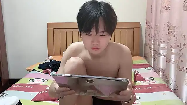 junnan001 Live Webcam on Stripchat