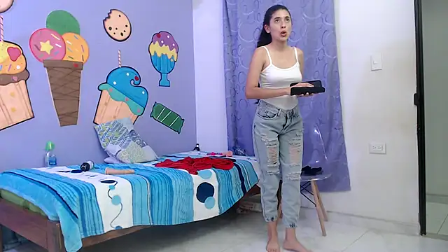 skinnykalitzo18 webcam