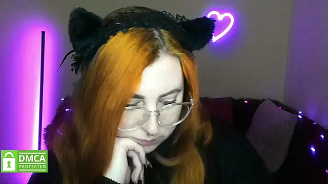 Alicia_love00 webcam