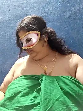 tamilthanushri webcam