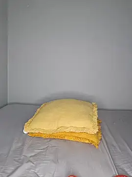 CertifiedhottieXOXO webcam